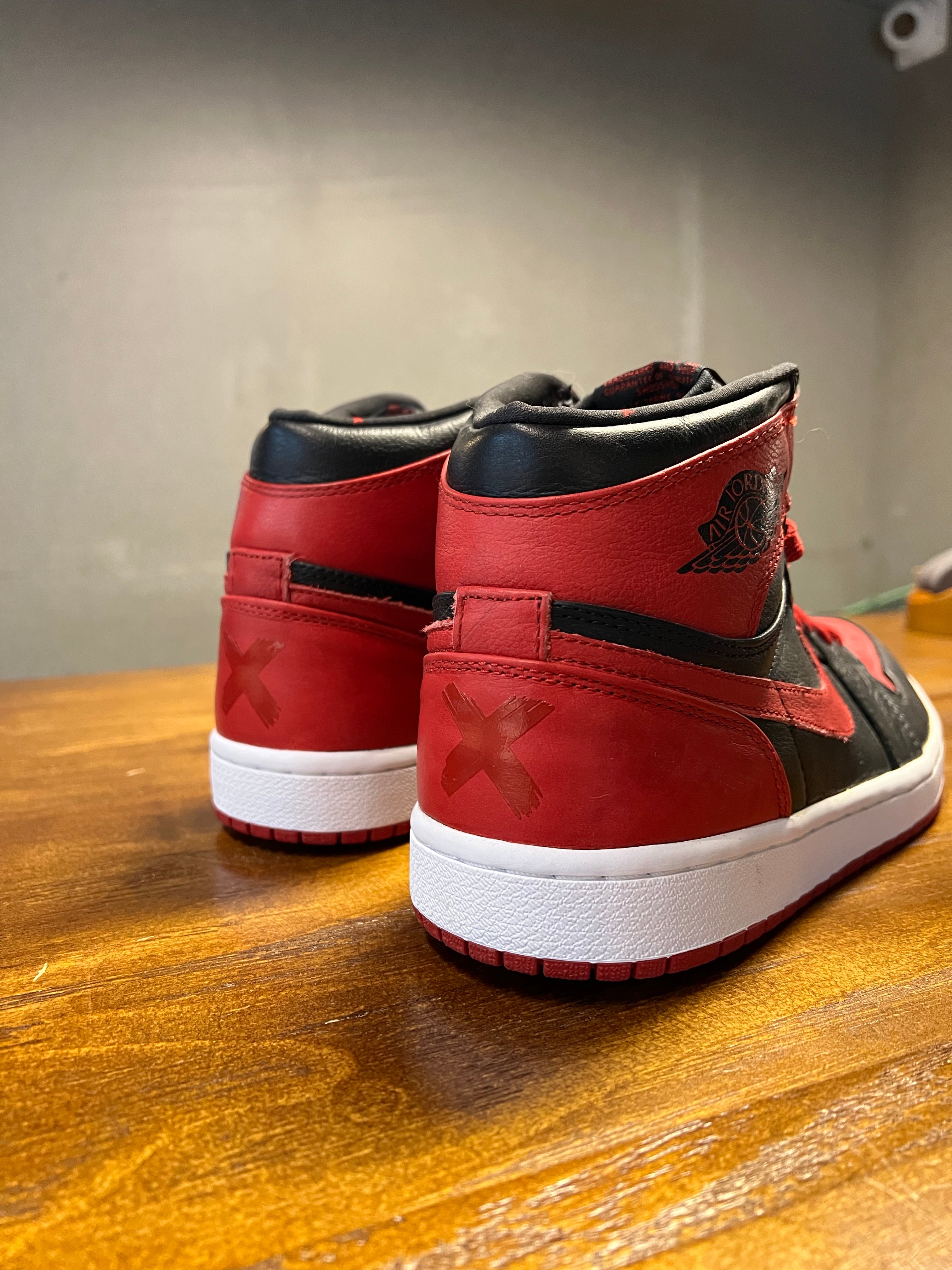 Jordan 1 outlet banned x